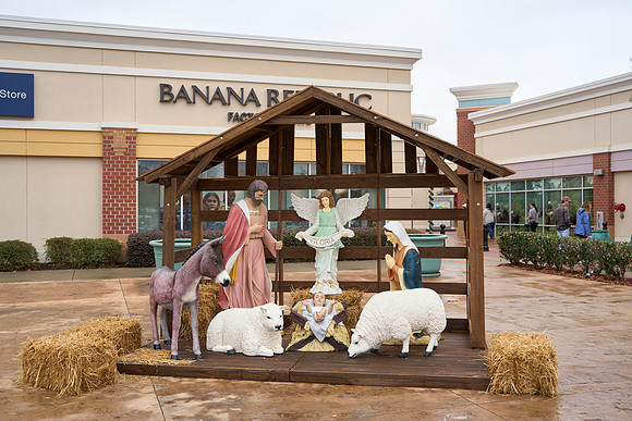Outlets-xmas-(11-11-23)-0002