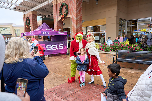 Outlets-xmas-(11-11-23)-0020