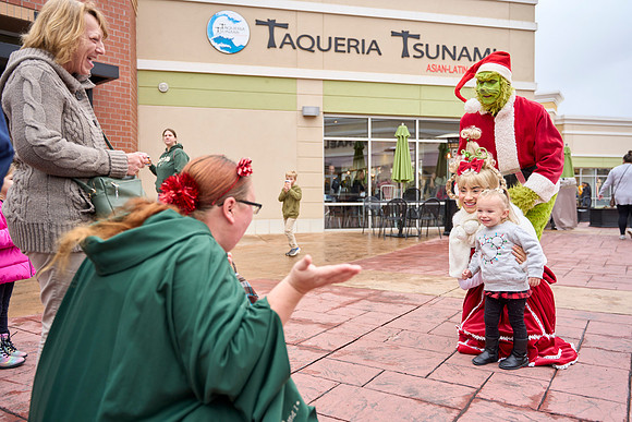 Outlets-xmas-(11-11-23)-0022