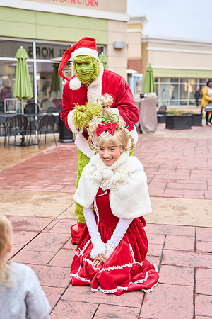 Outlets-xmas-(11-11-23)-0023