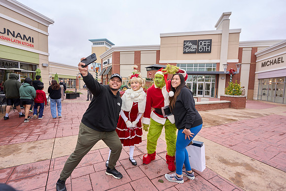 Outlets-xmas-(11-11-23)-0034