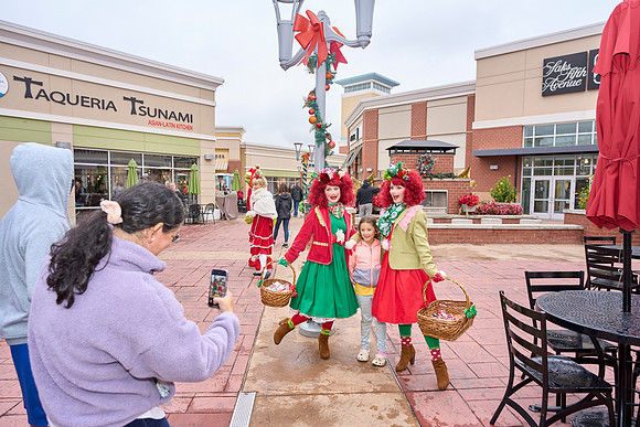 Outlets-xmas-(11-11-23)-0039