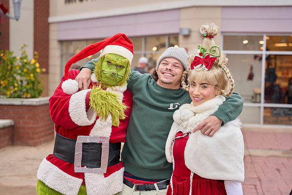Outlets-xmas-(11-11-23)-0043