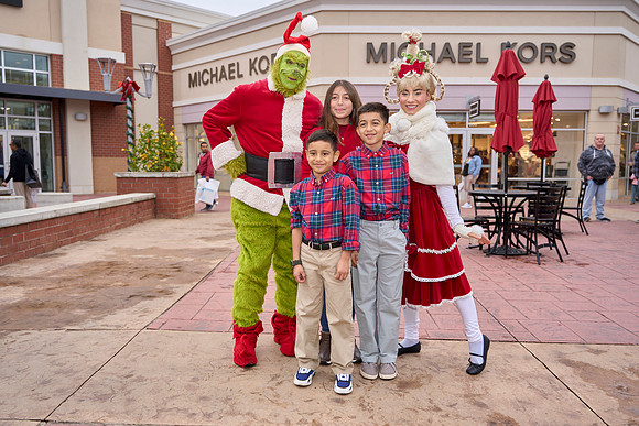 Outlets-xmas-(11-11-23)-0044