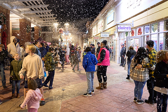 Outlets-xmas-(11-11-23)-0122