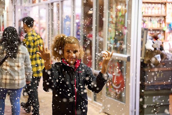 Outlets-xmas-(11-11-23)-0123
