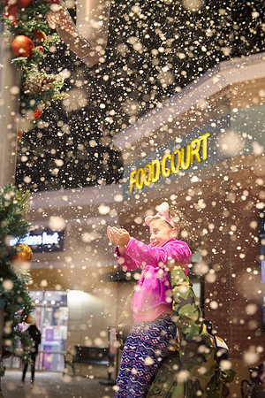 Outlets-xmas-(11-11-23)-0139