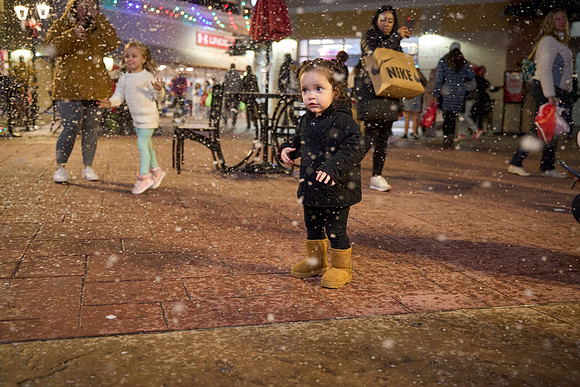 Outlets-xmas-(11-11-23)-0157