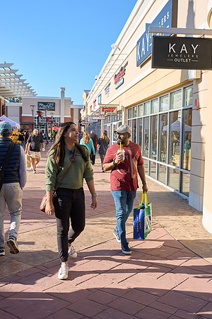 Outlets-(11-19-23)-0081