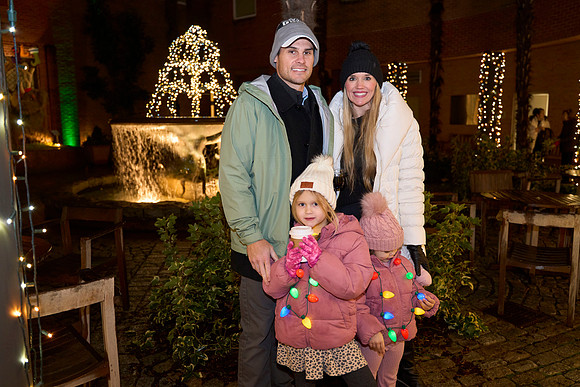 JLL-xmas-(12-10-23)-0086